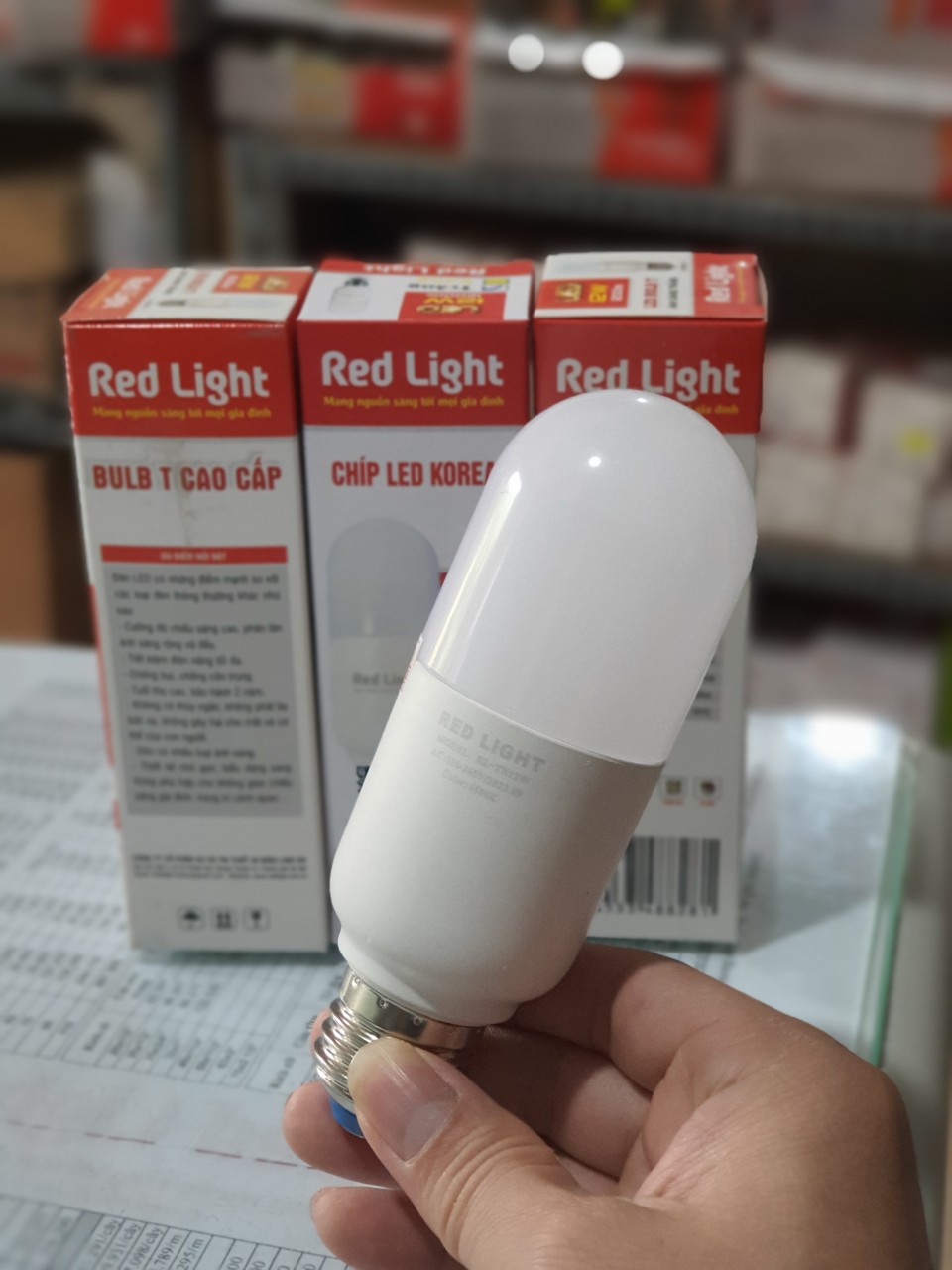 Bóng led trụ dài 12w Red Light đui xoáy E27 lắp đèn âm trần downlight kiểu cũ