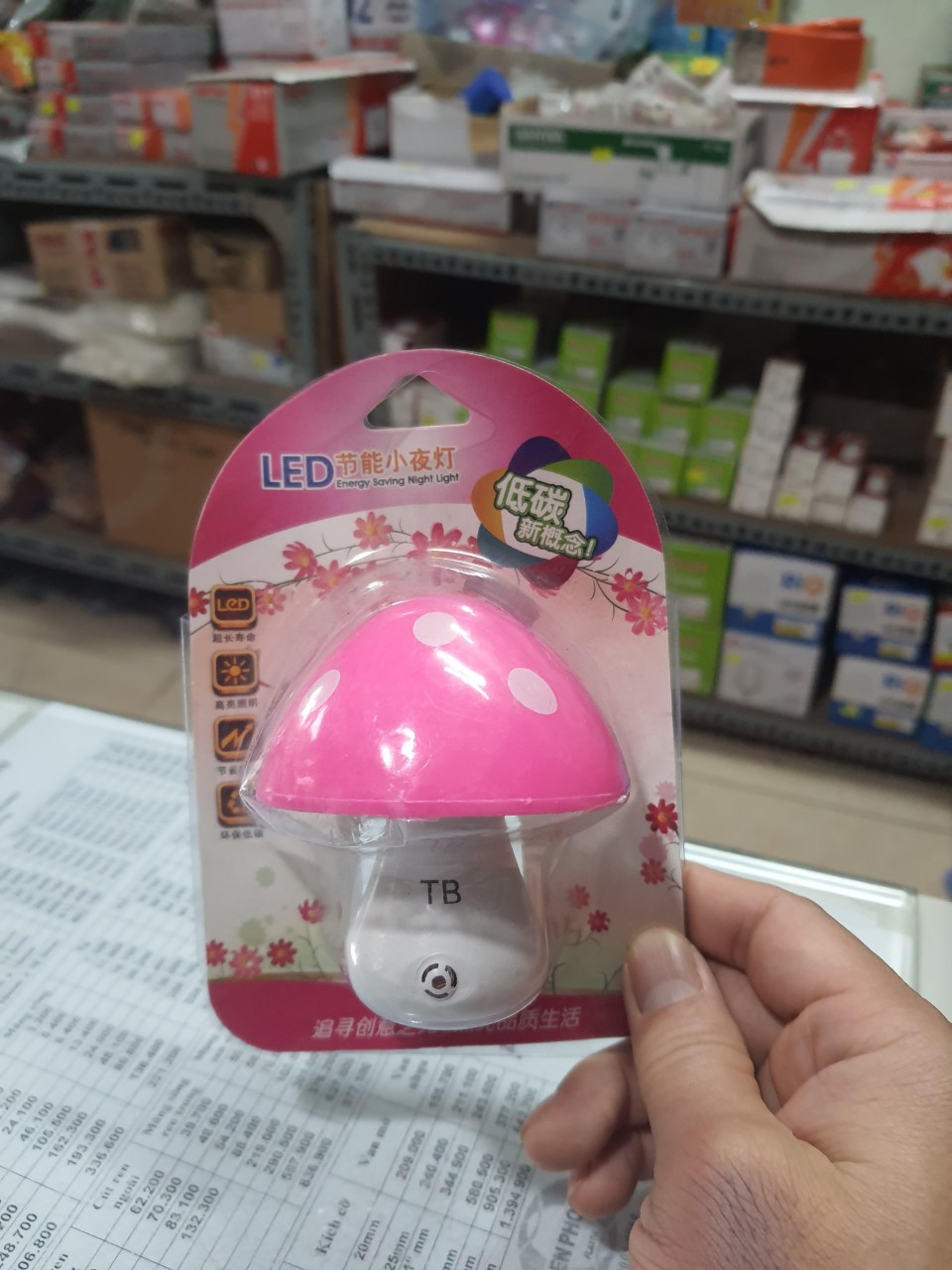 Đèn ngủ nấm Led cảm ứng, nhiều màu sắc